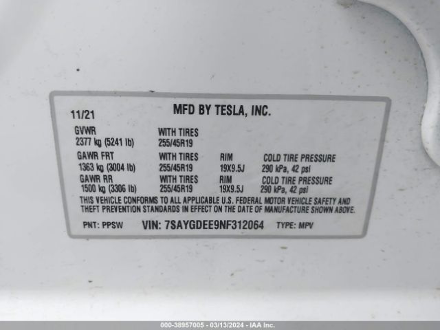 Photo 8 VIN: 7SAYGDEE9NF312064 - TESLA MODEL Y 