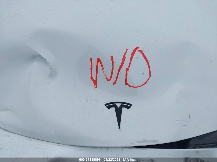 Photo 9 VIN: 7SAYGDEE9NF322027 - TESLA MODEL Y 