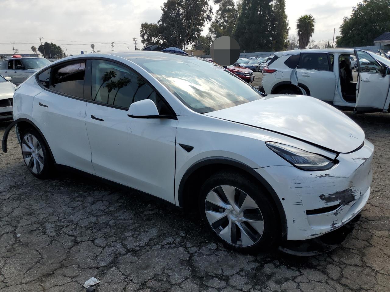 Photo 3 VIN: 7SAYGDEE9NF347719 - TESLA MODEL Y 