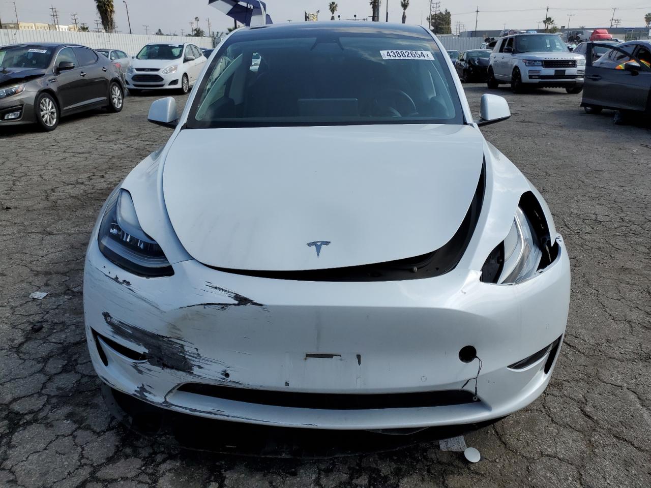 Photo 4 VIN: 7SAYGDEE9NF347719 - TESLA MODEL Y 