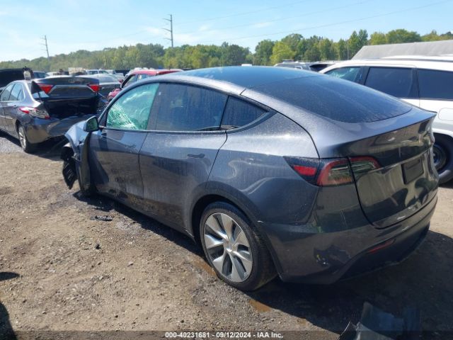 Photo 2 VIN: 7SAYGDEE9NF377559 - TESLA MODEL Y 