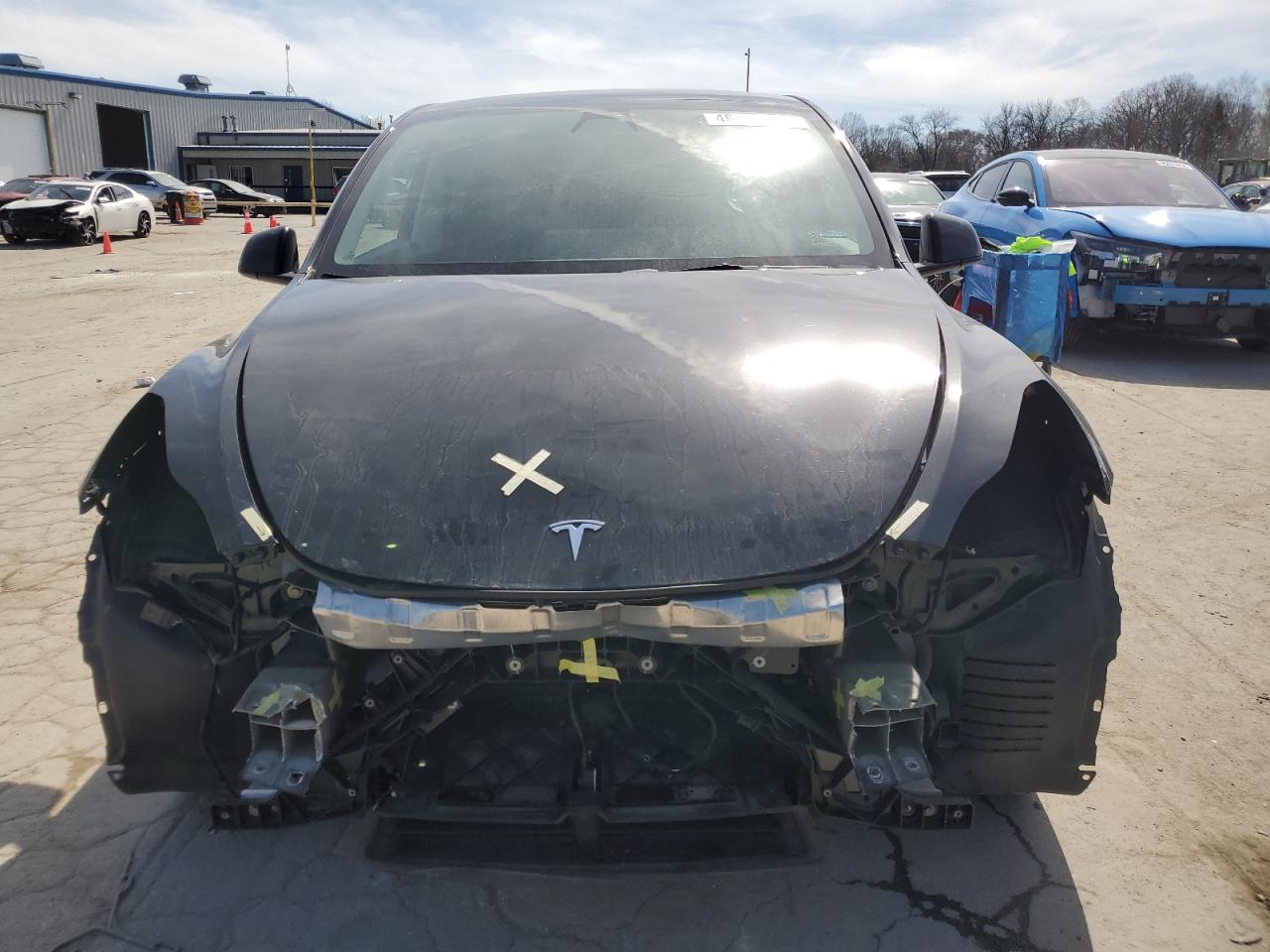 Photo 4 VIN: 7SAYGDEE9NF384866 - TESLA MODEL Y 