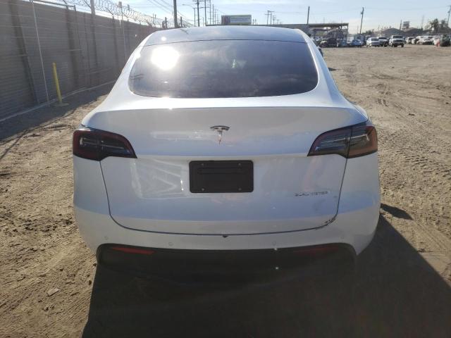 Photo 5 VIN: 7SAYGDEE9NF402511 - TESLA MODEL Y 