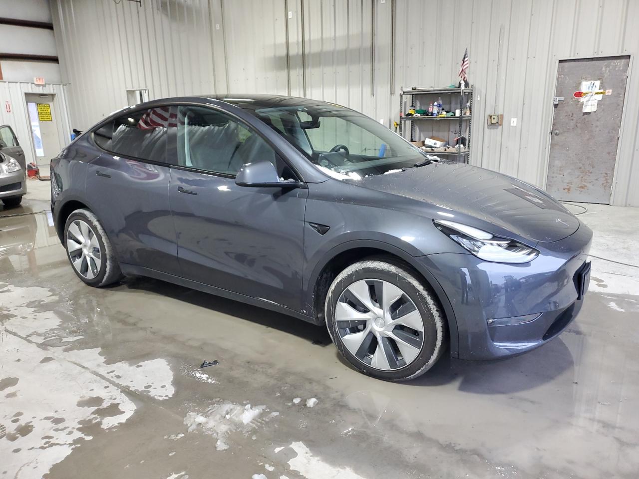 Photo 3 VIN: 7SAYGDEE9NF442846 - TESLA MODEL Y 