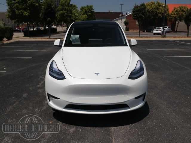 Photo 4 VIN: 7SAYGDEE9NF451451 - TESLA MODEL Y 