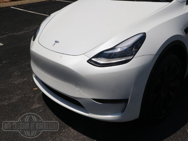 Photo 8 VIN: 7SAYGDEE9NF451451 - TESLA MODEL Y 