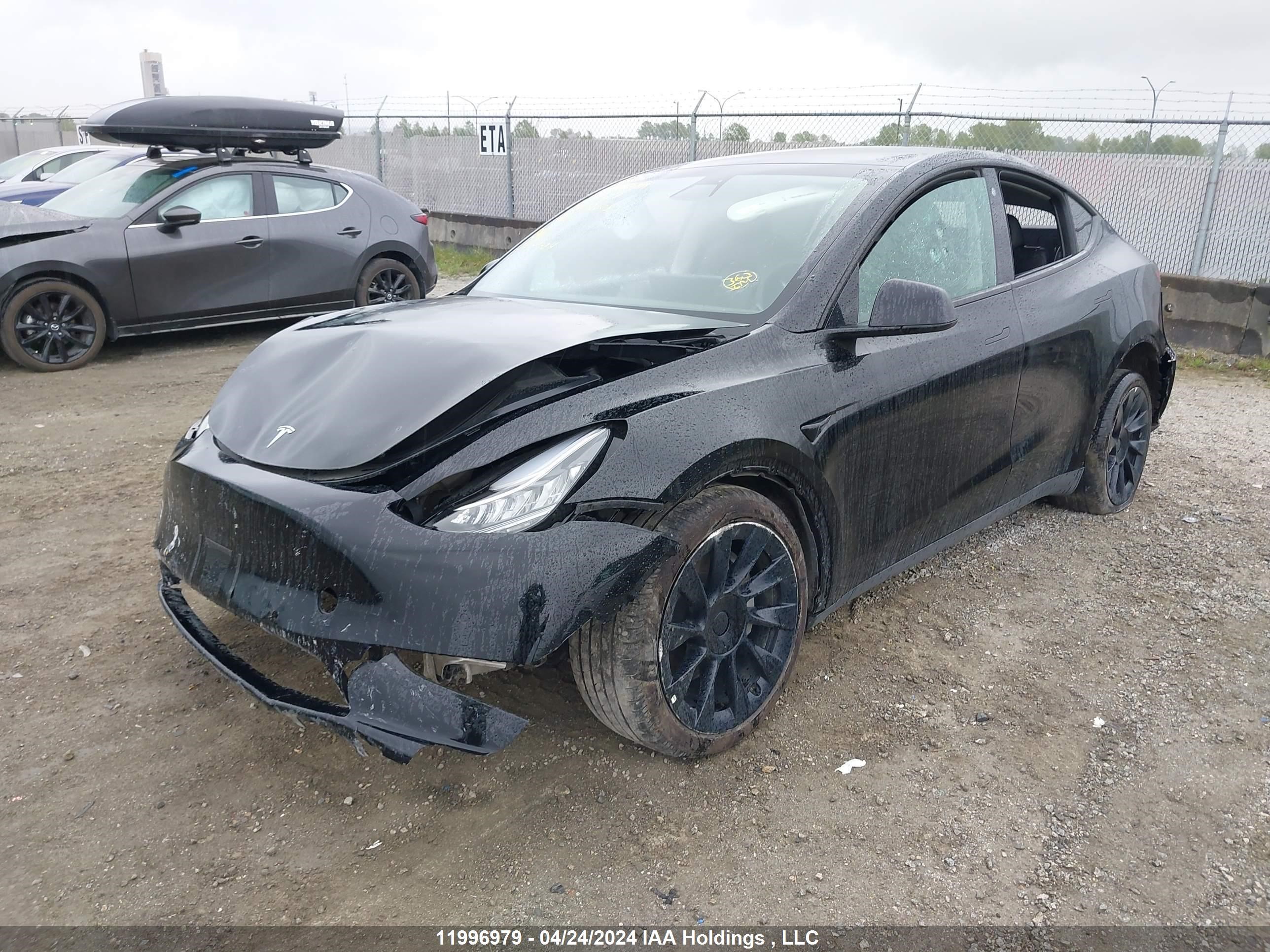 Photo 1 VIN: 7SAYGDEE9NF493005 - TESLA MODEL Y 