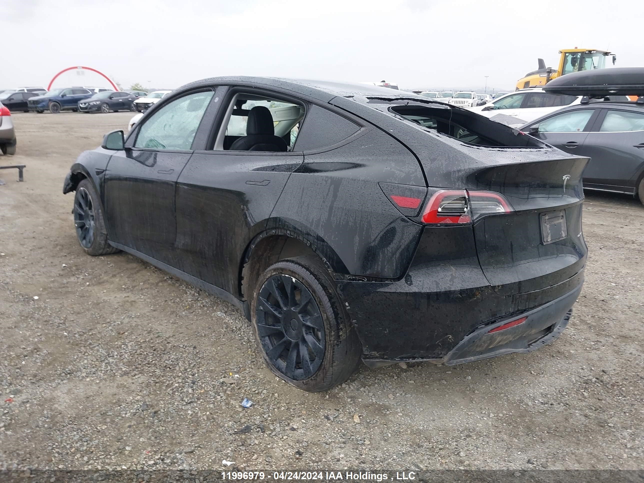 Photo 2 VIN: 7SAYGDEE9NF493005 - TESLA MODEL Y 