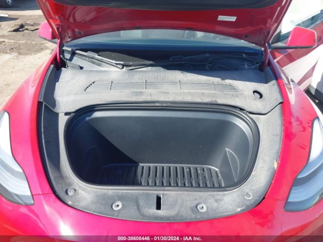 Photo 9 VIN: 7SAYGDEE9NF494560 - TESLA MODEL Y 