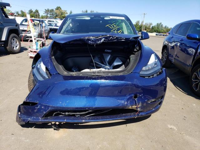 Photo 4 VIN: 7SAYGDEE9NF494722 - TESLA MODEL Y 