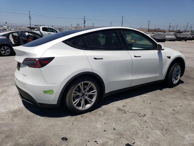 Photo 2 VIN: 7SAYGDEE9NF554255 - TESLA MODEL Y 