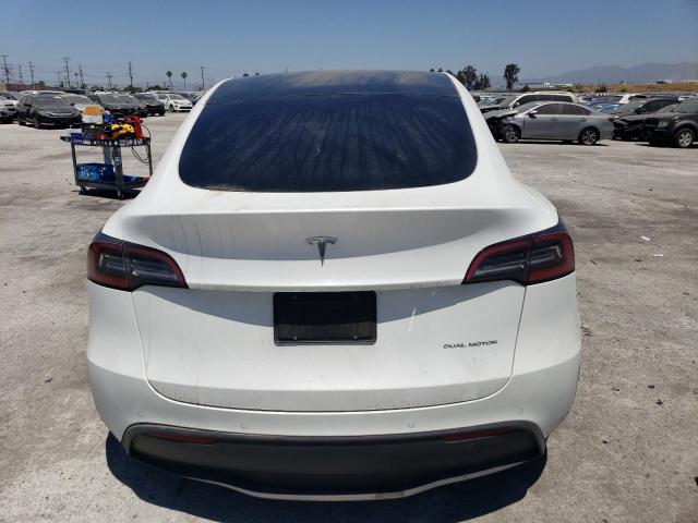 Photo 5 VIN: 7SAYGDEE9NF554255 - TESLA MODEL Y 