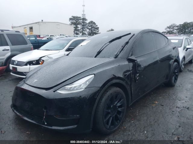 Photo 5 VIN: 7SAYGDEE9PA098757 - TESLA MODEL Y 