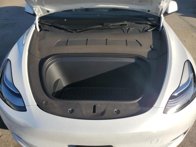 Photo 10 VIN: 7SAYGDEE9PA099715 - TESLA MODEL Y 