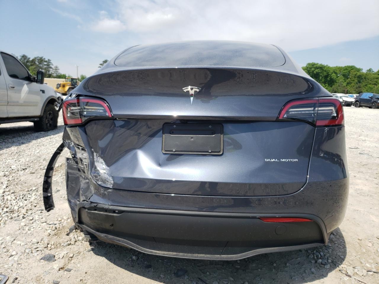 Photo 5 VIN: 7SAYGDEE9PA155605 - TESLA MODEL Y 