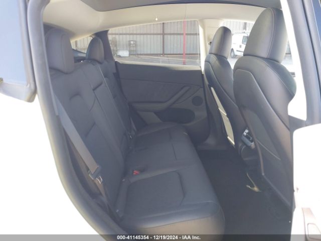 Photo 7 VIN: 7SAYGDEE9PA157175 - TESLA MODEL Y 