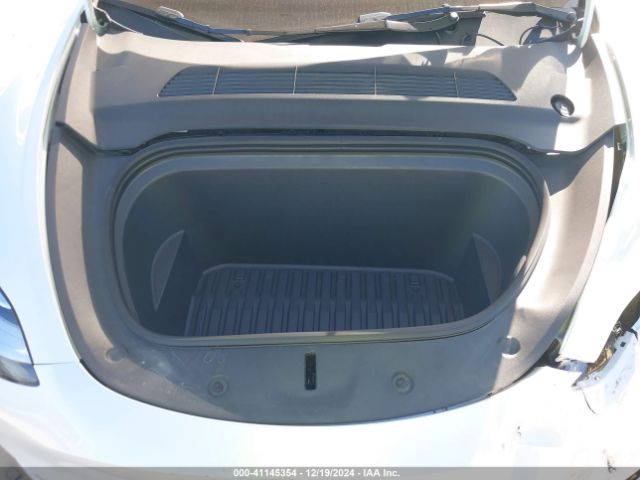 Photo 9 VIN: 7SAYGDEE9PA157175 - TESLA MODEL Y 