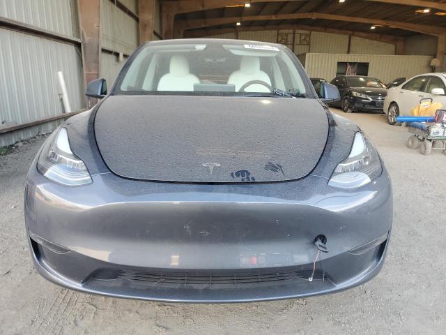 Photo 4 VIN: 7SAYGDEE9PF605403 - TESLA MODEL Y 