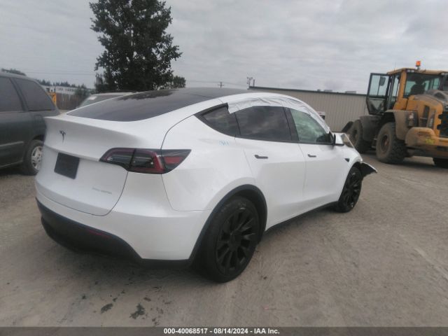 Photo 3 VIN: 7SAYGDEE9PF627465 - TESLA MODEL Y 