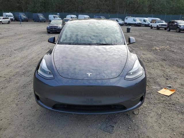 Photo 4 VIN: 7SAYGDEE9PF648770 - TESLA MODEL Y 