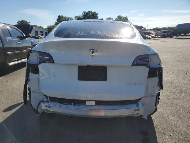 Photo 5 VIN: 7SAYGDEE9PF801504 - TESLA MODEL Y 