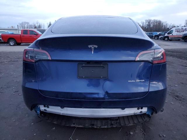 Photo 5 VIN: 7SAYGDEE9PF813586 - TESLA MODEL Y 