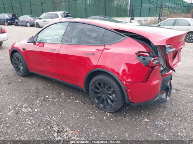 Photo 2 VIN: 7SAYGDEE9PF851688 - TESLA MODEL Y 