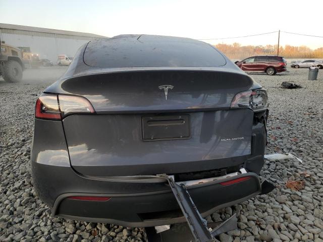 Photo 5 VIN: 7SAYGDEE9PF886585 - TESLA MODEL Y 