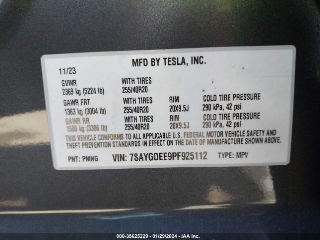 Photo 8 VIN: 7SAYGDEE9PF925112 - TESLA MODEL Y 