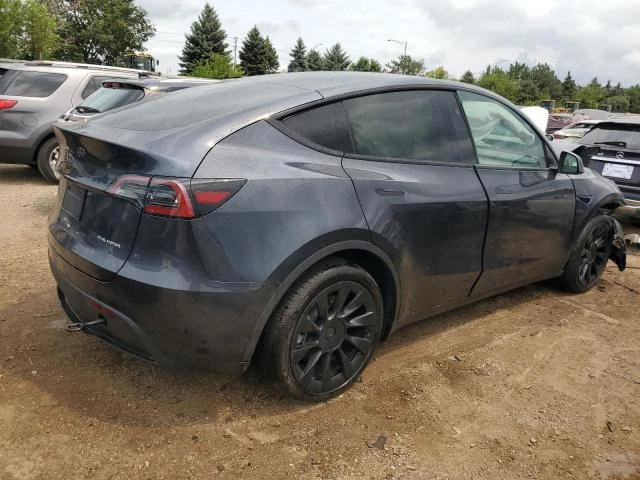 Photo 2 VIN: 7SAYGDEE9RA285273 - TESLA MODEL Y 