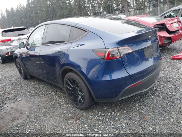 Photo 2 VIN: 7SAYGDEE9RF066607 - TESLA MODEL Y 