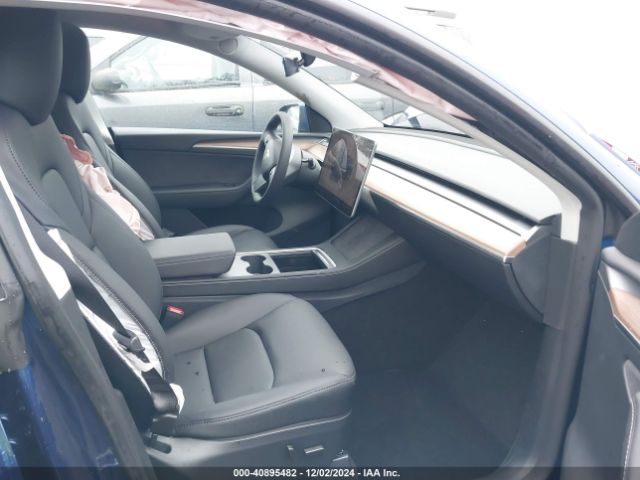 Photo 4 VIN: 7SAYGDEE9RF066607 - TESLA MODEL Y 