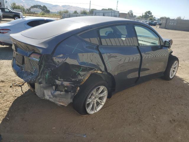 Photo 2 VIN: 7SAYGDEE9RF070673 - TESLA MODEL Y 