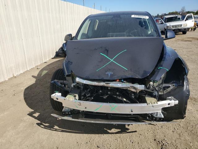 Photo 4 VIN: 7SAYGDEE9RF070673 - TESLA MODEL Y 