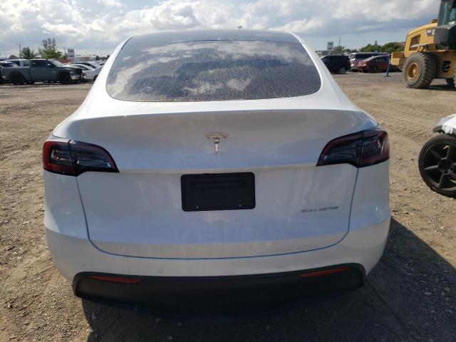 Photo 5 VIN: 7SAYGDEEXNF385735 - TESLA MODEL Y 