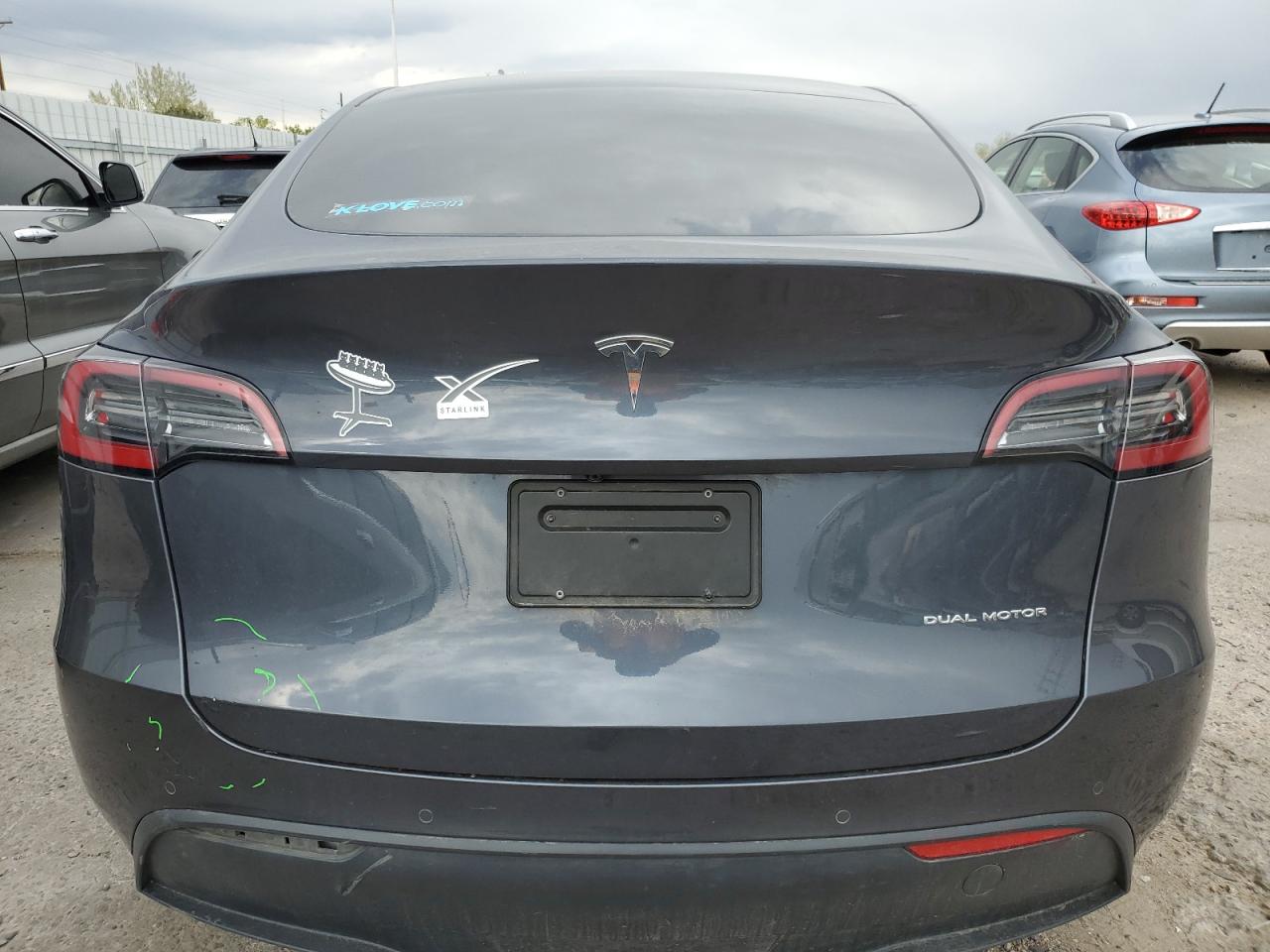 Photo 5 VIN: 7SAYGDEEXNF398100 - TESLA MODEL Y 