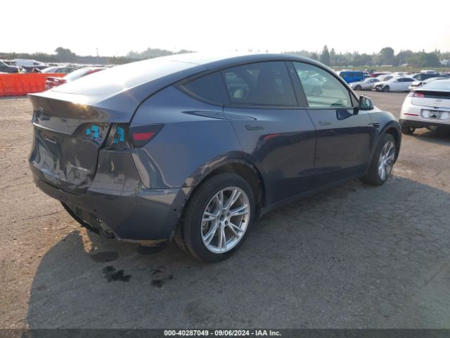 Photo 3 VIN: 7SAYGDEEXNF408978 - TESLA MODEL Y 