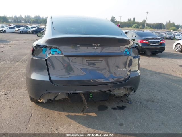 Photo 5 VIN: 7SAYGDEEXNF408978 - TESLA MODEL Y 