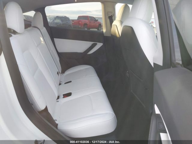 Photo 7 VIN: 7SAYGDEEXNF425392 - TESLA MODEL Y 