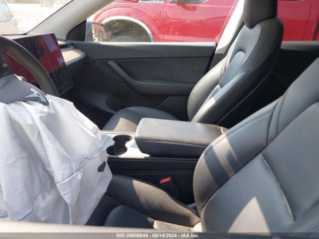 Photo 4 VIN: 7SAYGDEEXNF435520 - TESLA MODEL Y 