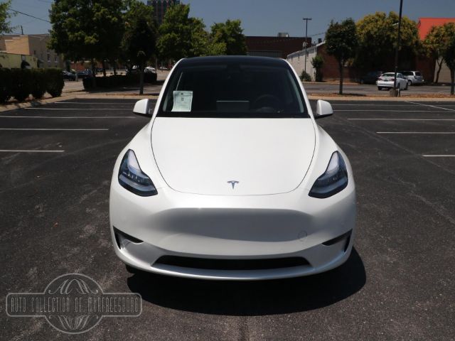 Photo 4 VIN: 7SAYGDEEXNF443181 - TESLA MODEL Y 