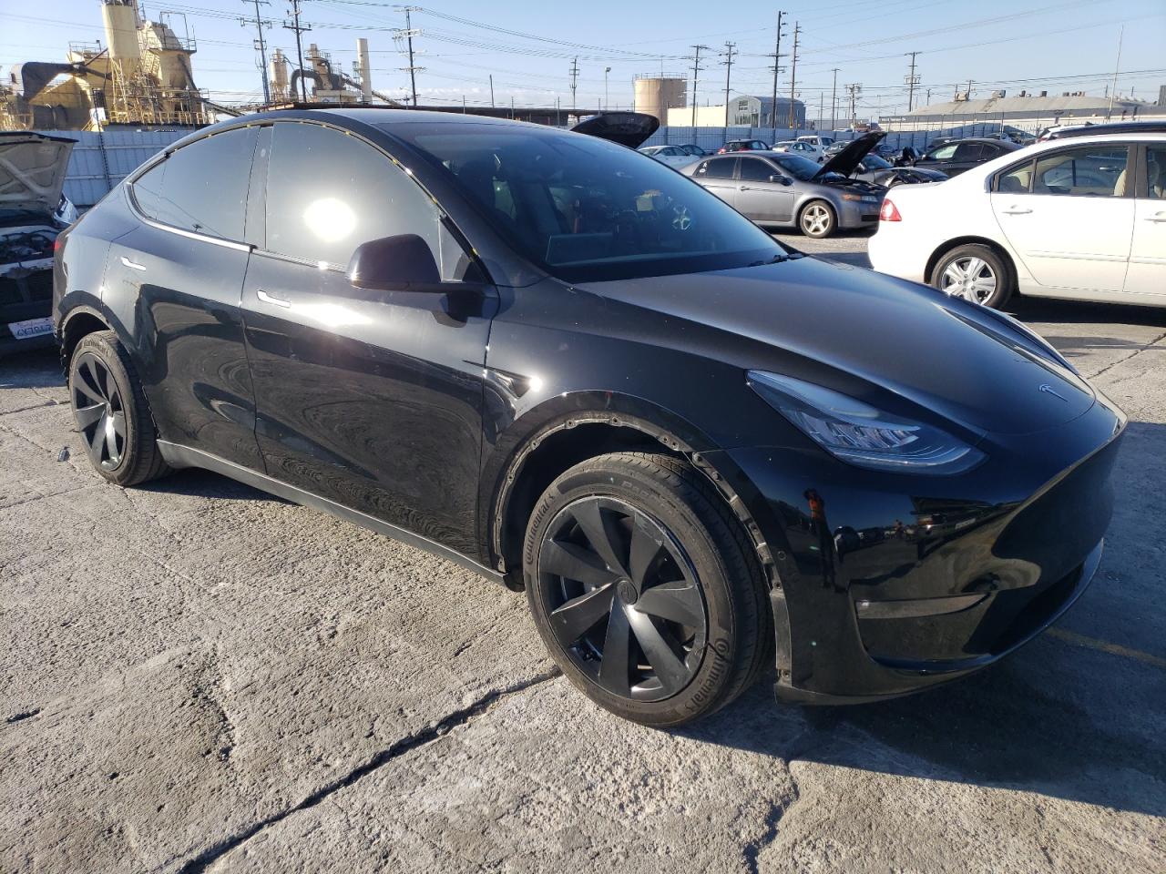 Photo 3 VIN: 7SAYGDEEXNF443617 - TESLA MODEL Y 