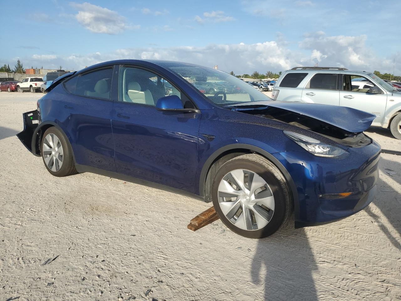 Photo 3 VIN: 7SAYGDEEXNF449420 - TESLA MODEL Y 