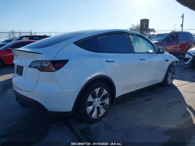 Photo 3 VIN: 7SAYGDEEXNF486774 - TESLA MODEL Y 