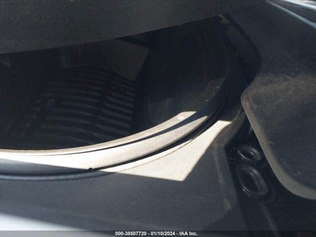 Photo 9 VIN: 7SAYGDEEXNF486774 - TESLA MODEL Y 