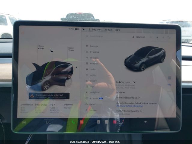 Photo 6 VIN: 7SAYGDEEXPA042147 - TESLA MODEL Y 