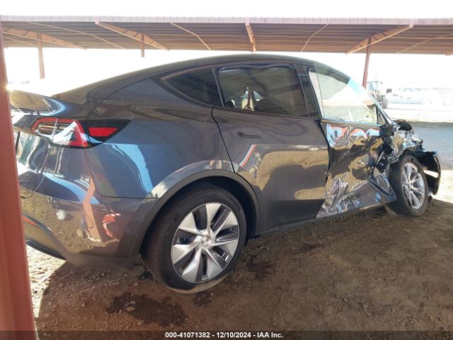 Photo 3 VIN: 7SAYGDEEXPA196065 - TESLA MODEL Y 