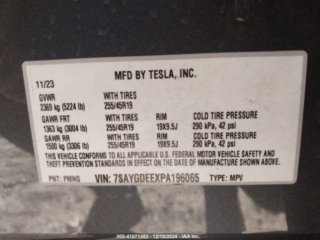 Photo 8 VIN: 7SAYGDEEXPA196065 - TESLA MODEL Y 