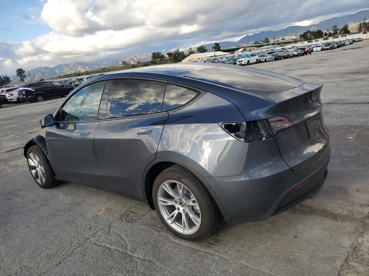 Photo 1 VIN: 7SAYGDEEXPA209400 - TESLA MODEL Y 