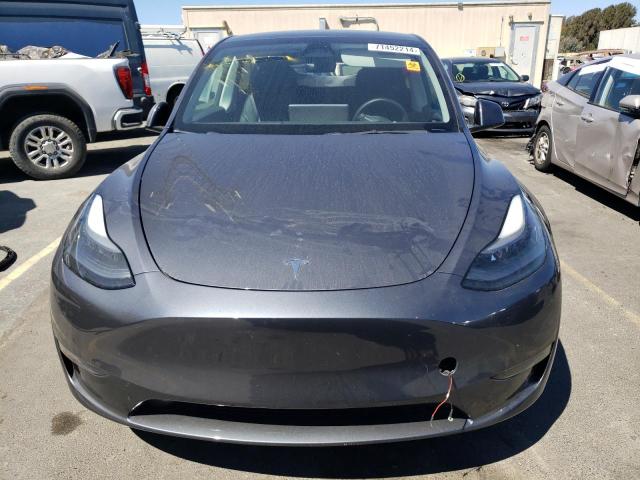 Photo 4 VIN: 7SAYGDEEXPF605443 - TESLA MODEL Y 